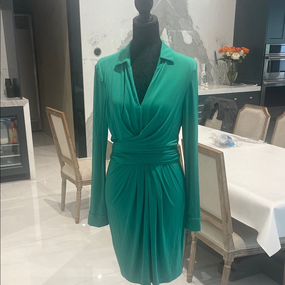 Elegant Vince Camuto Green Wrap Dress
